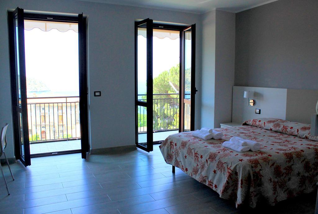 Bed and Breakfast Meublé Leonetti à Centola Extérieur photo